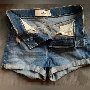 Hollister High-rise denim shorts *like new*